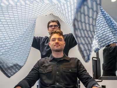 Soin des cheveux bouclés pour homme : révélez la force de vos boucles avec Les H